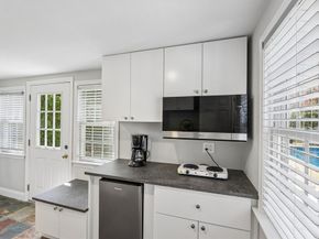 108 Kendall St, Walpole MA 02081