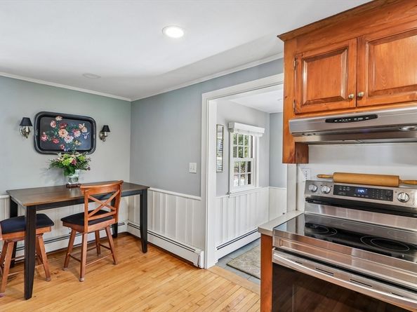 108 Kendall St, Walpole MA 02081