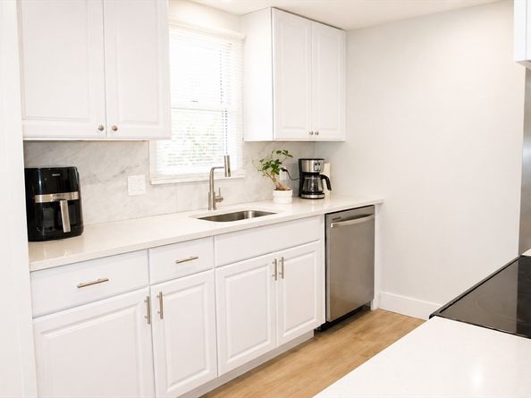 144 Morningside St 44, Leominster MA 01453