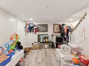 14 Minuteman Road, Hingham MA 02043