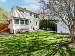 7 Linden Rd, Peabody MA 01960