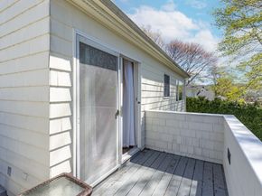 7 Linden Rd, Peabody MA 01960