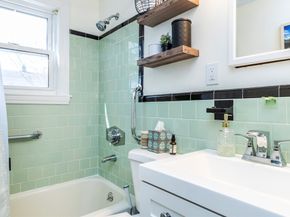 7 Linden Rd, Peabody MA 01960