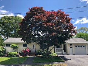 1 Anderson St, Peabody MA 01960
