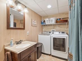 1 Anderson St, Peabody MA 01960