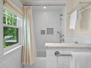 20 Elmwood Road, Marblehead MA 01945