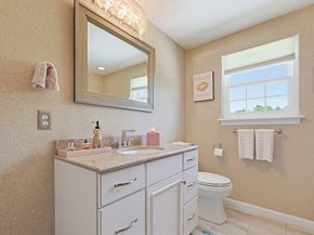 53 Frances Dr 53, Stoughton MA 02072