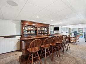 27 Tilden Cr, Weymouth MA 02190