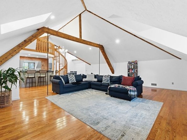 321 Plantation St 300, Worcester MA 01604