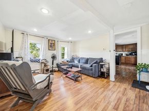 14-16 Moore St, Quincy MA 02169