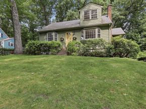 24 Hunting Avenue, Shrewsbury MA 01545