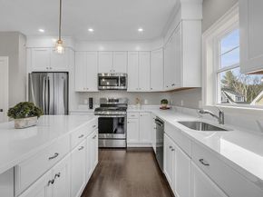 15 Shoemaker Lane 7, Upton MA 01568