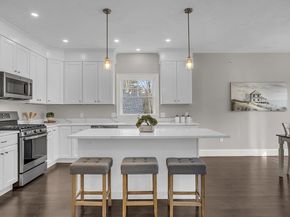 15 Shoemaker Lane 7, Upton MA 01568