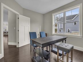 15 Shoemaker Lane 7, Upton MA 01568