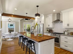 107 Grand Boulevard, San Mateo CA 94401