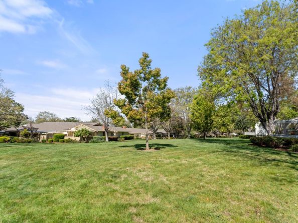 5469 Cribari Green, San Jose CA 95135