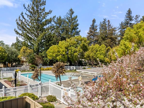 5469 Cribari Green, San Jose CA 95135