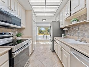 5469 Cribari Green, San Jose CA 95135