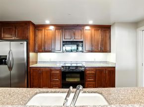 10 CRYSTAL SPRINGS Road 1310, San Mateo CA 94402