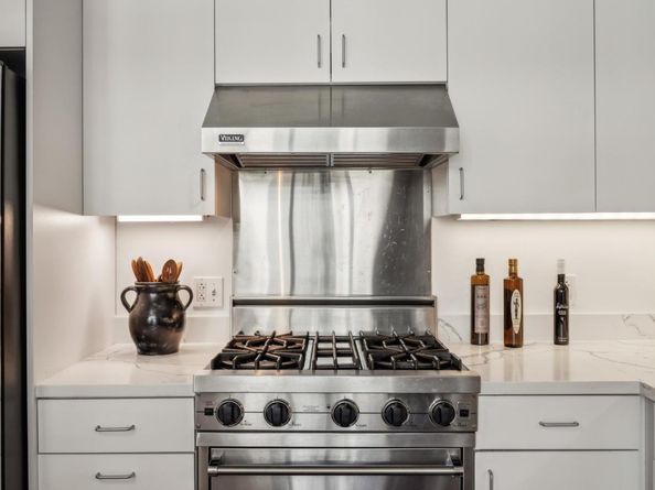 207 King Street 402, San Francisco CA 94107