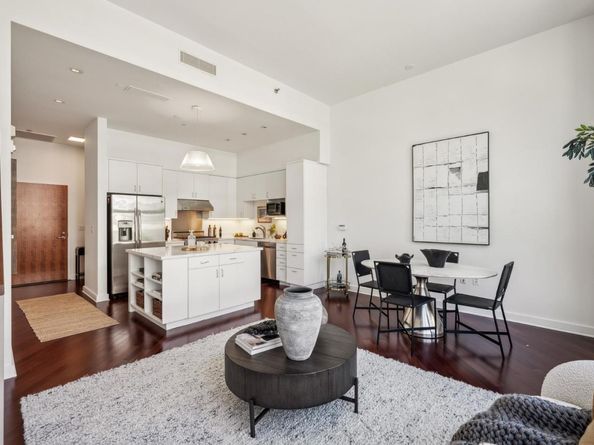 207 King Street 402, San Francisco CA 94107