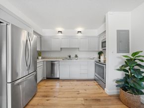 701 N Rengstorff Avenue 6, Mountain View CA 94043