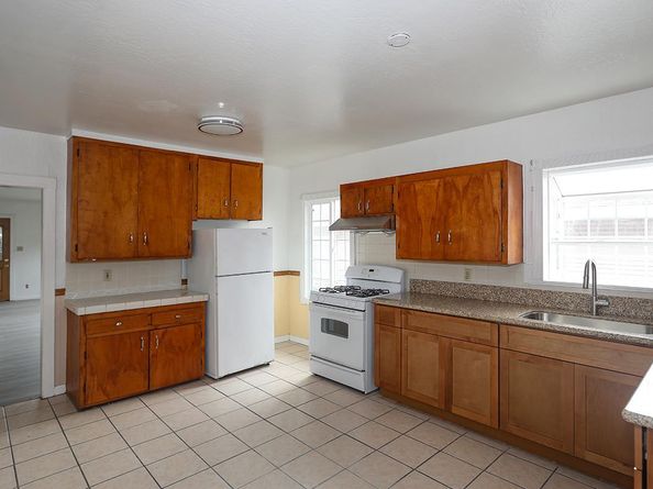 2309 Church Street, Oakland CA 94605