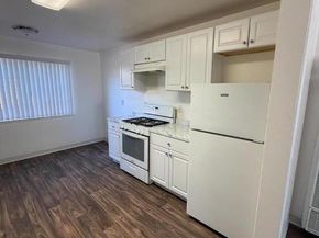 1807 Woodland Avenue, East Palo Alto CA 94303