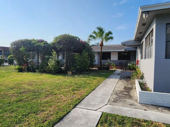 130 S Lakeside 1 Drive, Lake Worth Beach FL 33460