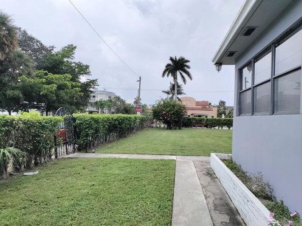 130 S Lakeside 1 Drive, Lake Worth Beach FL 33460