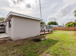 1338 Crest Dr, Lake Worth Beach FL 33461