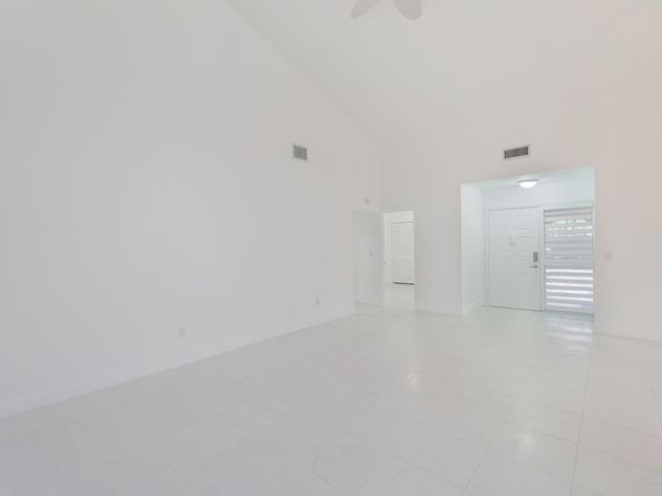 6090 Aloma Lane, Boca Raton FL 33433