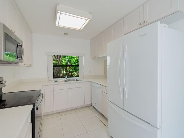6090 Aloma Lane, Boca Raton FL 33433
