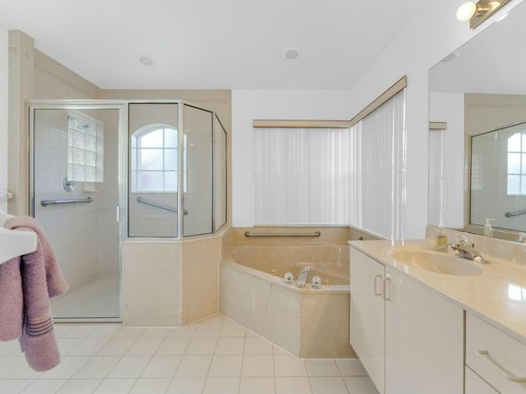 2515 Egret Lake Drive, Greenacres FL 33413