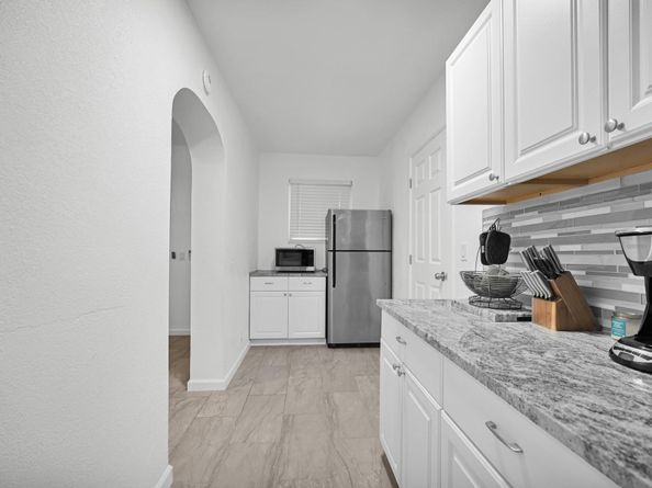 201 SE 23 Rd St, Fort Lauderdale FL 33316