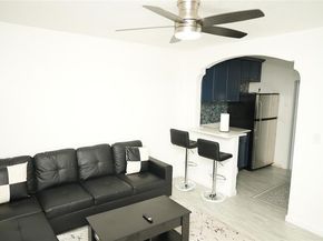 201 SE 23 Rd St, Fort Lauderdale FL 33316