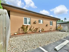 201 SE 23 Rd St, Fort Lauderdale FL 33316