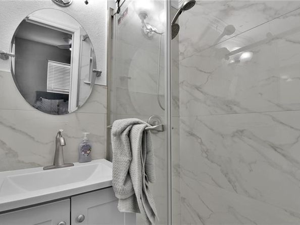 201 SE 23 Rd St, Fort Lauderdale FL 33316