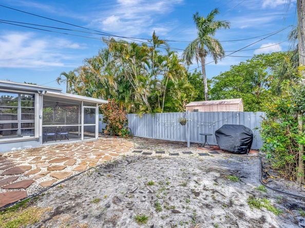 1228 SW 9th Ave, Fort Lauderdale FL 33315