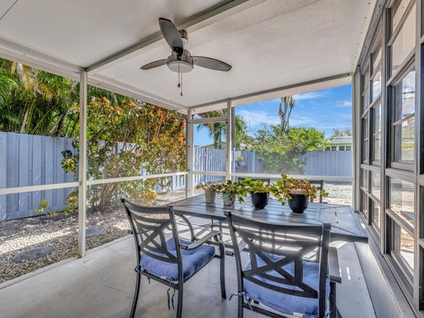 1228 SW 9th Ave, Fort Lauderdale FL 33315