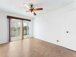 2049 Hythe C, Boca Raton FL 33434