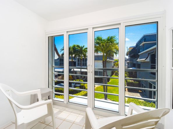 1194 Hillsboro Mile 57, Hillsboro Beach FL 33062