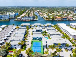 1194 Hillsboro Mile 57, Hillsboro Beach FL 33062