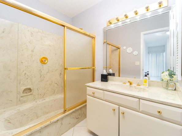 1194 Hillsboro Mile 57, Hillsboro Beach FL 33062