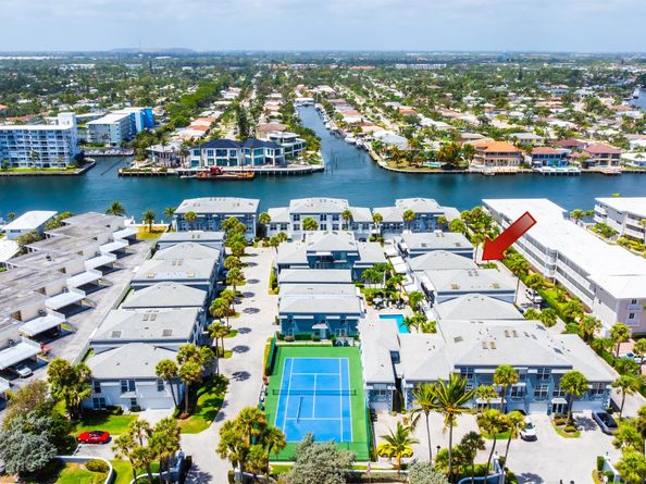 1194 Hillsboro Mile 57, Hillsboro Beach FL 33062