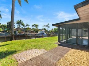 2624 Okeechobee Ln, Fort Lauderdale FL 33312