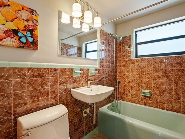 2624 Okeechobee Ln, Fort Lauderdale FL 33312