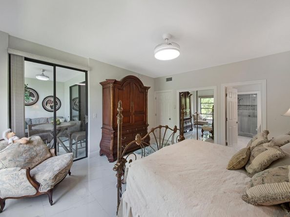 6241 Pointe Regal Circle 403, Delray Beach FL 33484