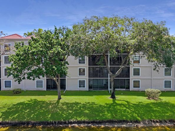 6241 Pointe Regal Circle 403, Delray Beach FL 33484