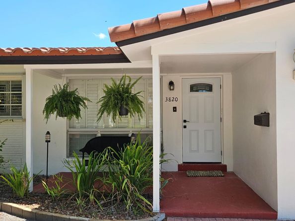 3820 Cleveland St, Hollywood FL 33021